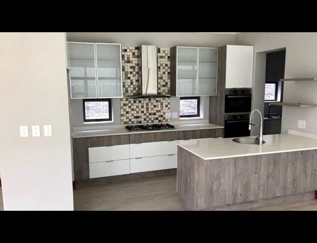 4 BEDROOM PROPERTY TO RENT IN WATERKLOOF